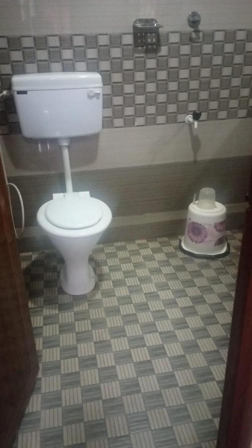 Riya Home Stay Munnar Anaviratty المظهر الخارجي الصورة