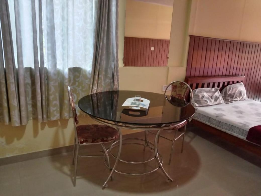 Riya Home Stay Munnar Anaviratty المظهر الخارجي الصورة