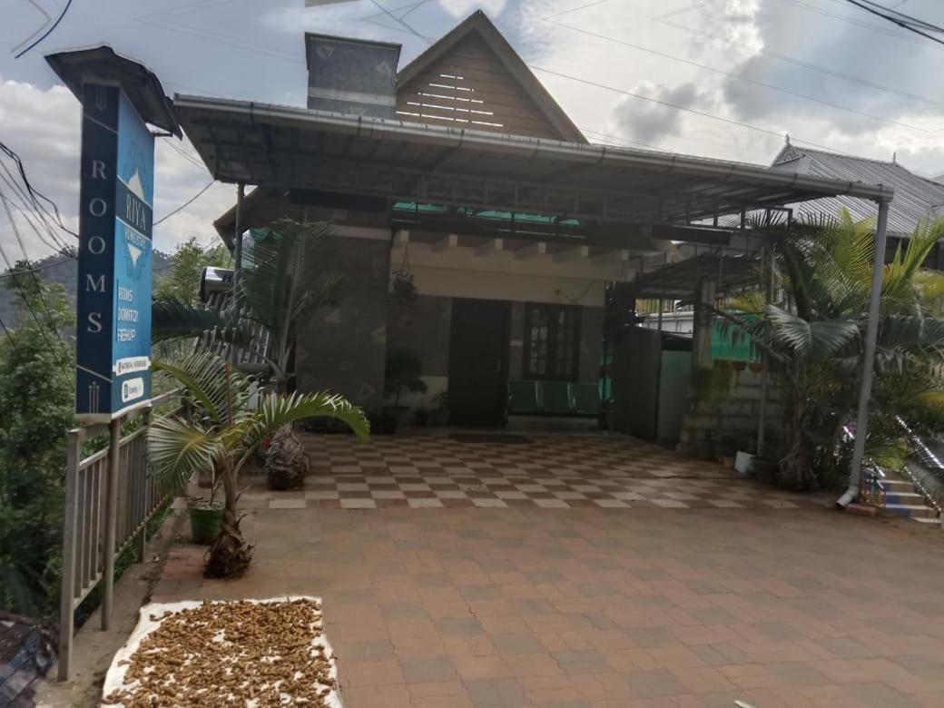 Riya Home Stay Munnar Anaviratty المظهر الخارجي الصورة