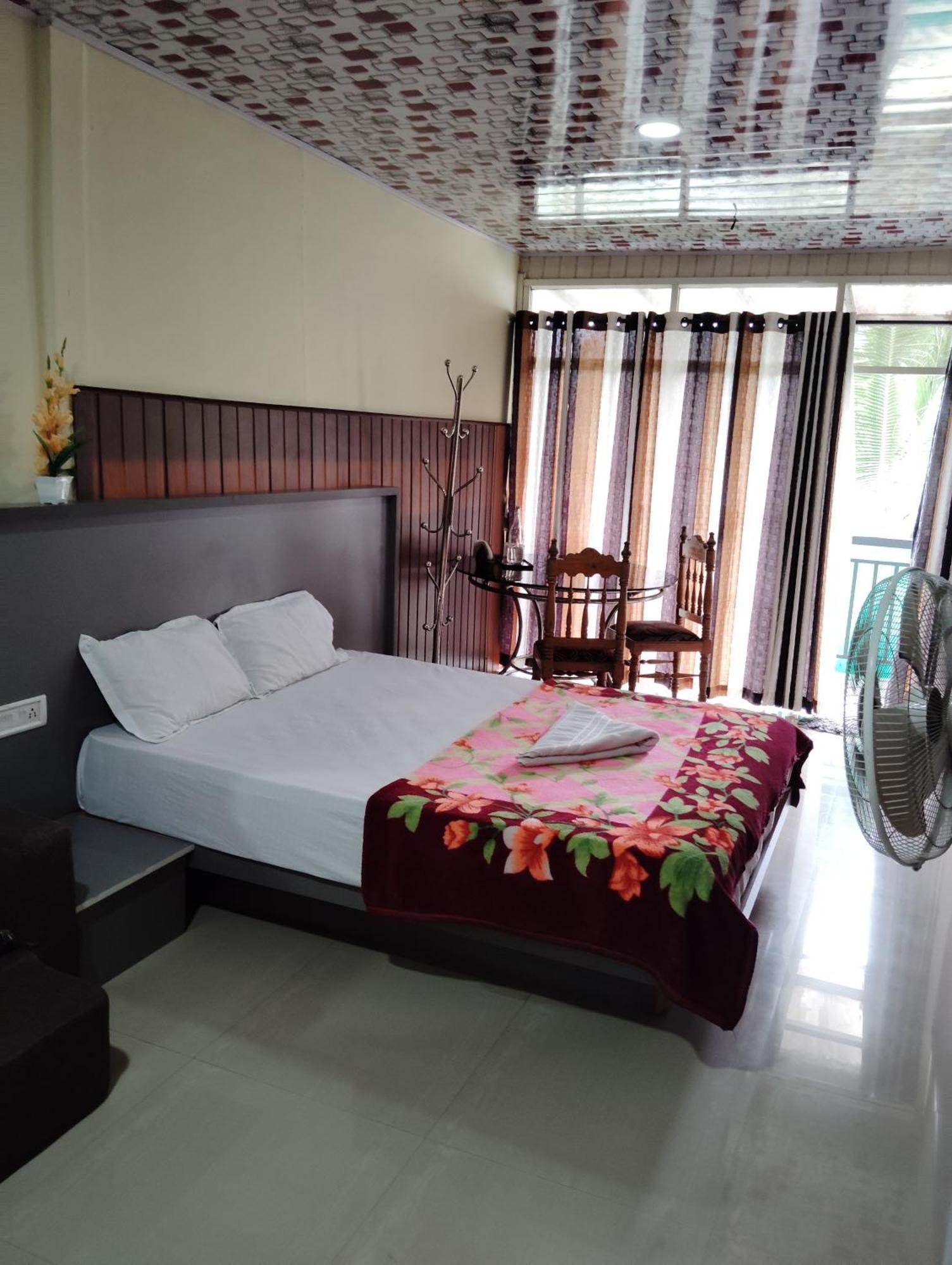Riya Home Stay Munnar Anaviratty المظهر الخارجي الصورة
